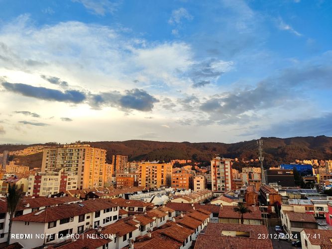 Apartamento de 2 alcobas en venta en Cedritos, Bogotá, 93 m² · foto 18 de 19