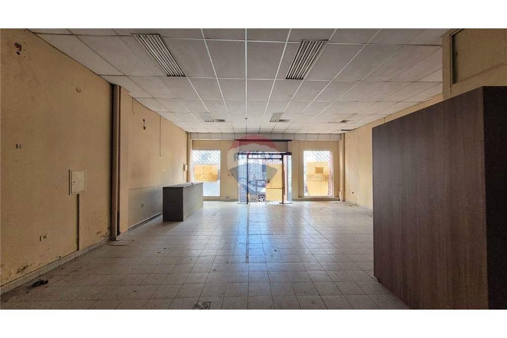 Vendo LOCAL COMERCIAL SOBRE ALBERDI C/ GRAL DIAZ — foto 3