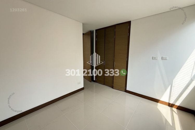 Apartamento de 3 alcobas en arriendo en Santa Maria De Los Angeles, Medellín, 145 m² · foto 13 de 24