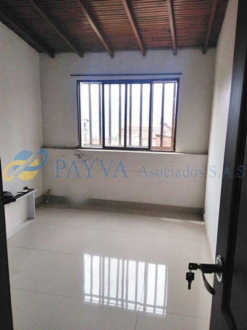 Casa de 4 alcobas en venta en San Miguel, Medellín, 130 m² · foto 14 de 17