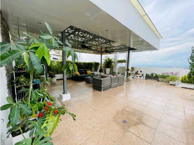 Apartamento de 3 alcobas en venta en Bellavista, Cali, 378 m² · foto 5 de 24