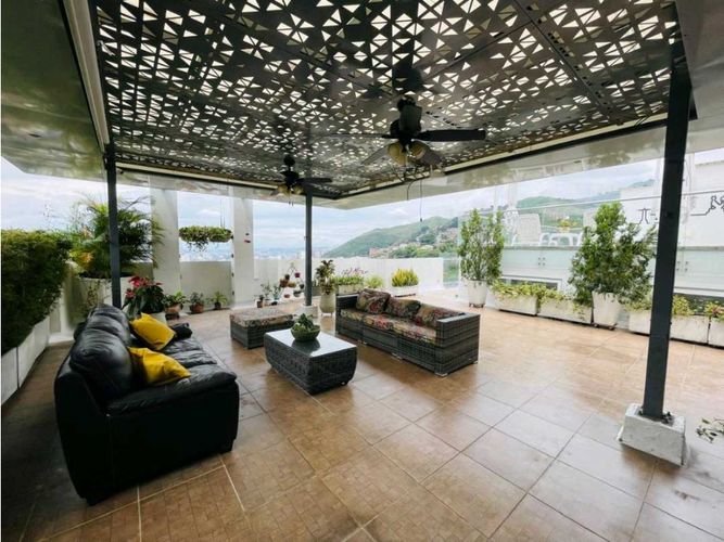 Apartamento de 3 alcobas en venta en Bellavista, Cali, 378 m² · foto 6 de 24
