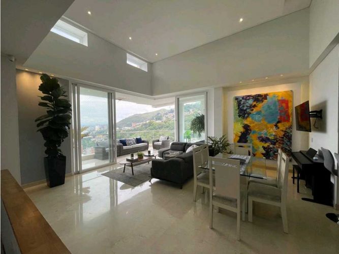 Apartamento de 3 alcobas en venta en Bellavista, Cali, 378 m² · foto 9 de 24