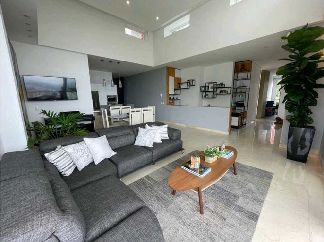 Apartamento de 3 alcobas en venta en Bellavista, Cali, 378 m² · foto 11 de 24
