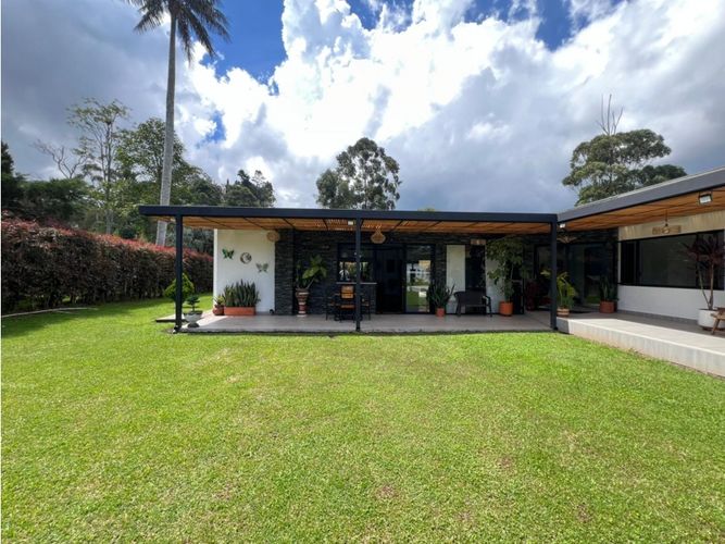 Finca en venta en El Tambo, La Ceja, 400 m² · foto 4 de 18