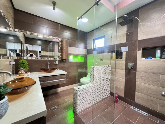 Finca en venta en El Tambo, La Ceja, 400 m² · foto 17 de 18