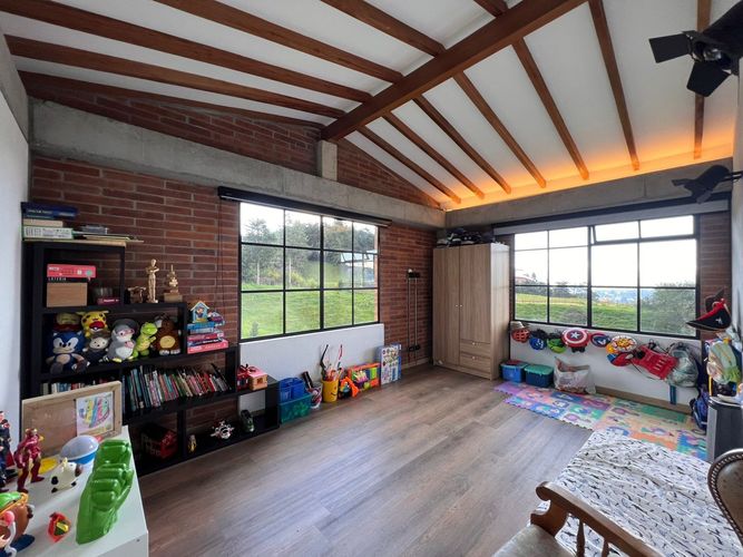 Casa de 4 alcobas en venta en La Ceja, 420 m² · foto 10 de 18