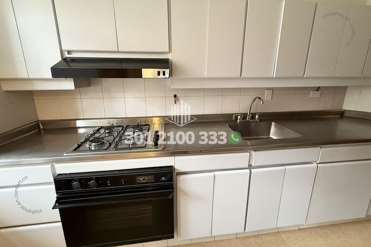 Apartamento de 3 alcobas en arriendo en Los Parra, Medellín, 175 m² · foto 10 de 24