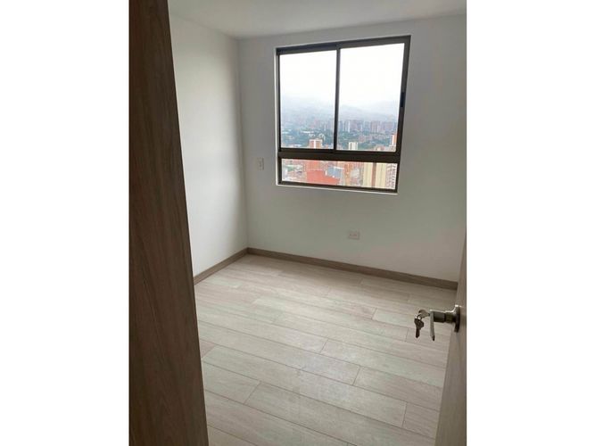 Apartamento de 3 alcobas en venta en San Joaquin, Sabaneta, 64 m² · foto 3 de 14