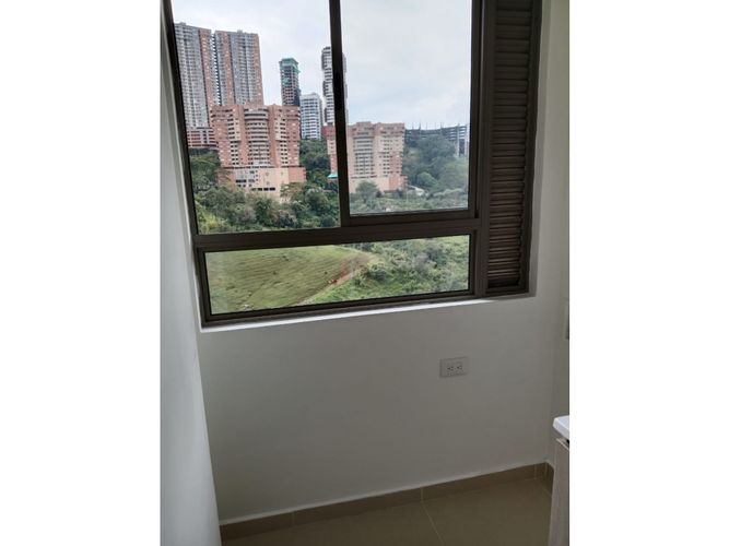Apartamento de 3 alcobas en venta en San Joaquin, Sabaneta, 64 m² · foto 5 de 14