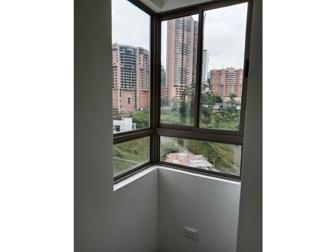 Apartamento de 3 alcobas en venta en San Joaquin, Sabaneta, 64 m² · foto 8 de 14