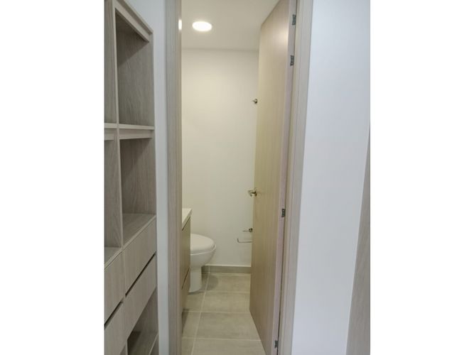 Apartamento de 3 alcobas en venta en San Joaquin, Sabaneta, 64 m² · foto 9 de 14