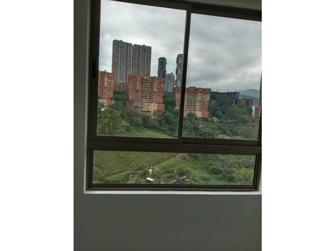 Apartamento de 3 alcobas en venta en San Joaquin, Sabaneta, 64 m² · foto 10 de 14