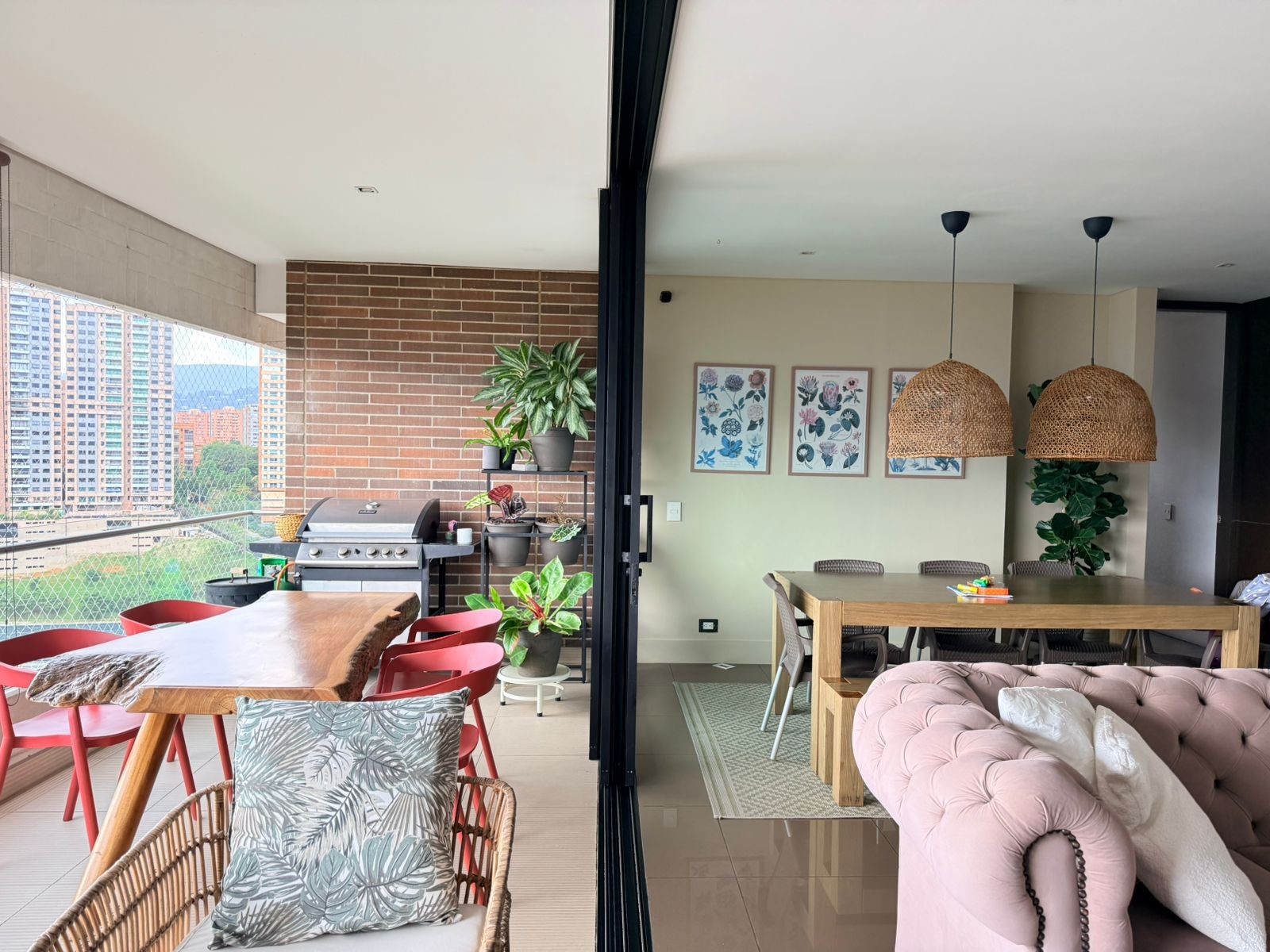 Apartamento en arriendo en El Poblado, Medellín · foto 8 de 17