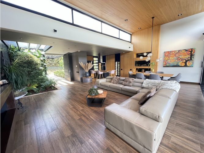 Casa de 4 alcobas en venta en Las Palmas, Envigado, 418 m² · foto 8 de 24