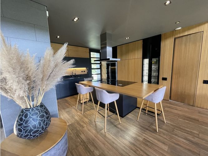 Casa de 4 alcobas en venta en Las Palmas, Envigado, 418 m² · foto 10 de 24