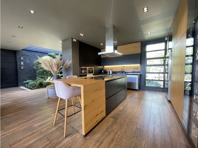 Casa de 4 alcobas en venta en Las Palmas, Envigado, 418 m² · foto 11 de 24
