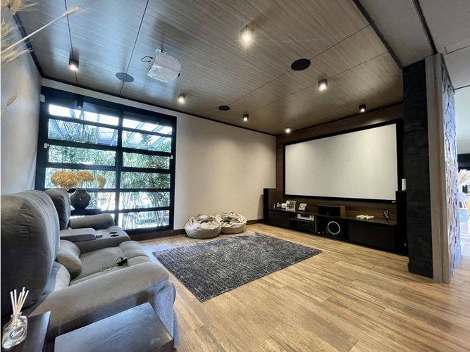 Casa de 4 alcobas en venta en Las Palmas, Envigado, 418 m² · foto 14 de 24
