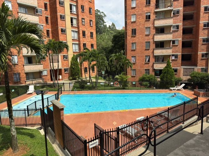 Apartamento en venta en Rodeo Alto, Medellín · foto 10 de 12