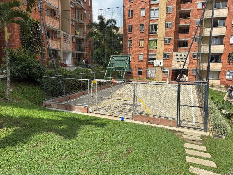Apartamento en venta en Rodeo Alto, Medellín · foto 11 de 12