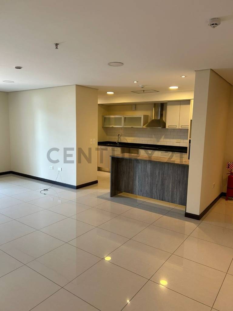 Alquiler Vivienda u Oficina a 200 mtrs. de Shopping del Sol — foto 3