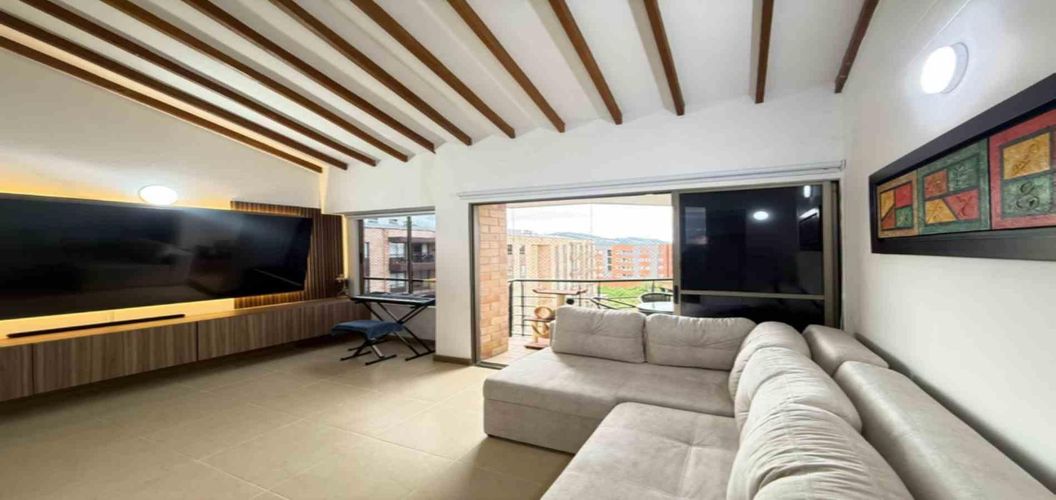 Apartamento de 2 alcobas en venta en La Ceja, 65 m² · foto 2 de 17