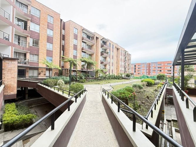 Apartamento de 2 alcobas en venta en La Ceja, 65 m² · foto 16 de 17