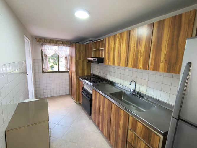 Apartamento de 3 alcobas en venta en Acevedo Tejada, Bogotá, 125 m² · foto 5 de 13