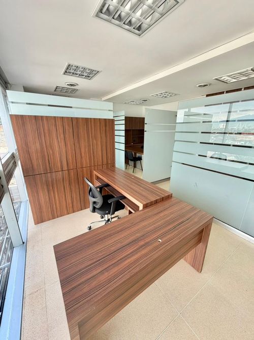 Oficina en venta en Cambulos, Pereira, 42 m² · foto 2 de 9