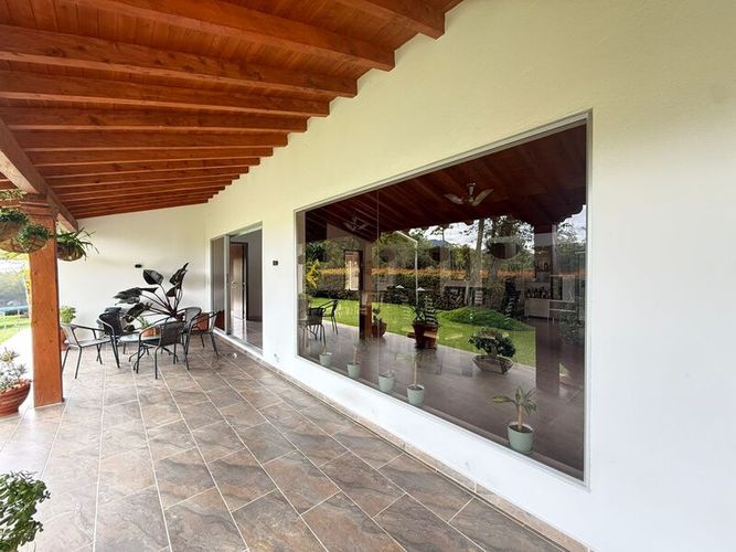 Casa de 4 alcobas en venta en El Tambo, La Ceja, 200 m² · foto 14 de 23
