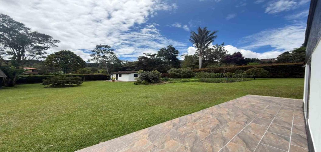 Casa de 4 alcobas en venta en El Tambo, La Ceja, 200 m² · foto 17 de 23