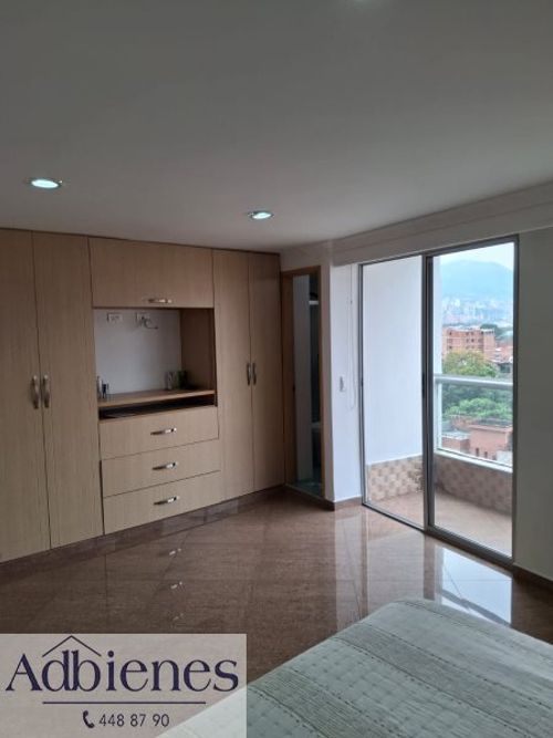 Apartamento de 3 alcobas en venta en Belén, Medellín, 124 m² · foto 2 de 15