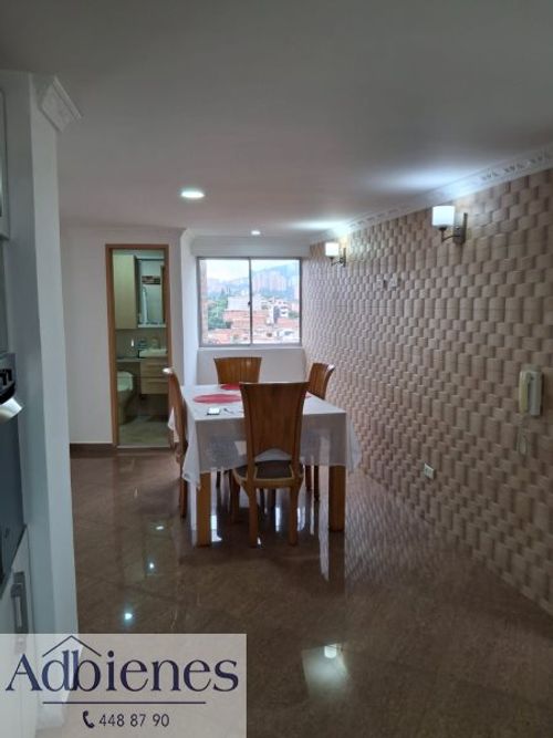 Apartamento de 3 alcobas en venta en Belén, Medellín, 124 m² · foto 3 de 15