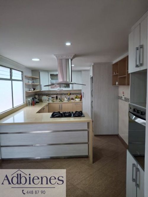 Apartamento de 3 alcobas en venta en Belén, Medellín, 124 m² · foto 9 de 15
