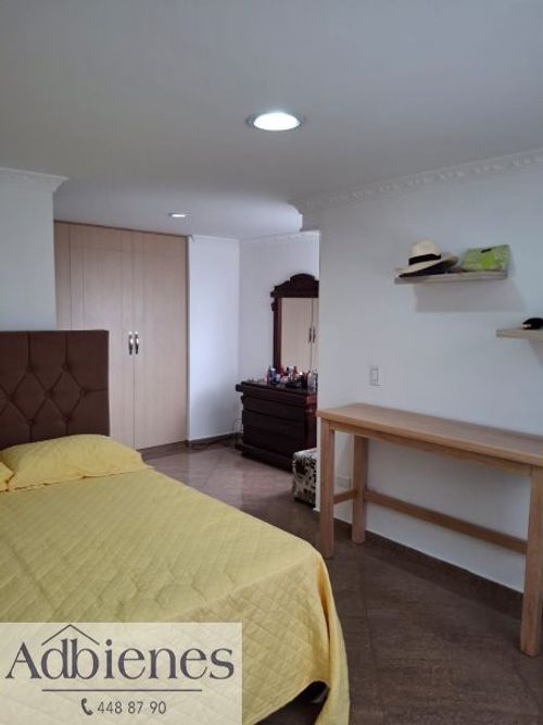 Apartamento de 3 alcobas en venta en Belén, Medellín, 124 m² · foto 11 de 15
