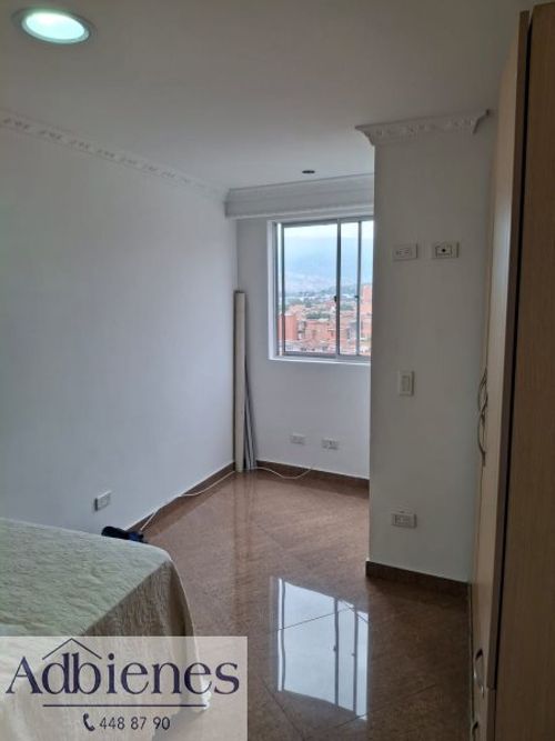 Apartamento de 3 alcobas en venta en Belén, Medellín, 124 m² · foto 12 de 15