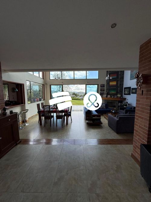 Casa de 4 alcobas en venta en Loma Del Escobero, El Retiro, 357 m² · foto 2 de 20