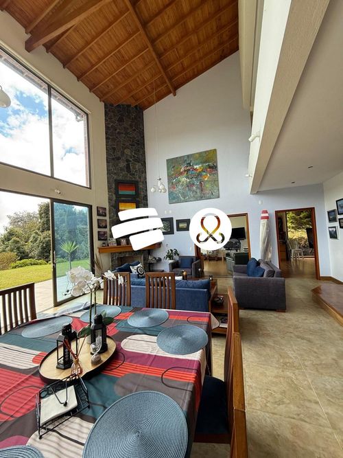 Casa de 4 alcobas en venta en Loma Del Escobero, El Retiro, 357 m² · foto 4 de 20