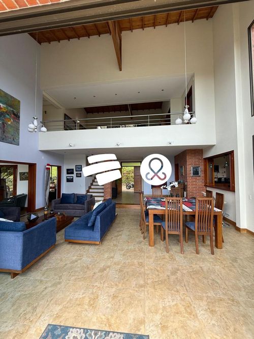 Casa de 4 alcobas en venta en Loma Del Escobero, El Retiro, 357 m² · foto 8 de 20