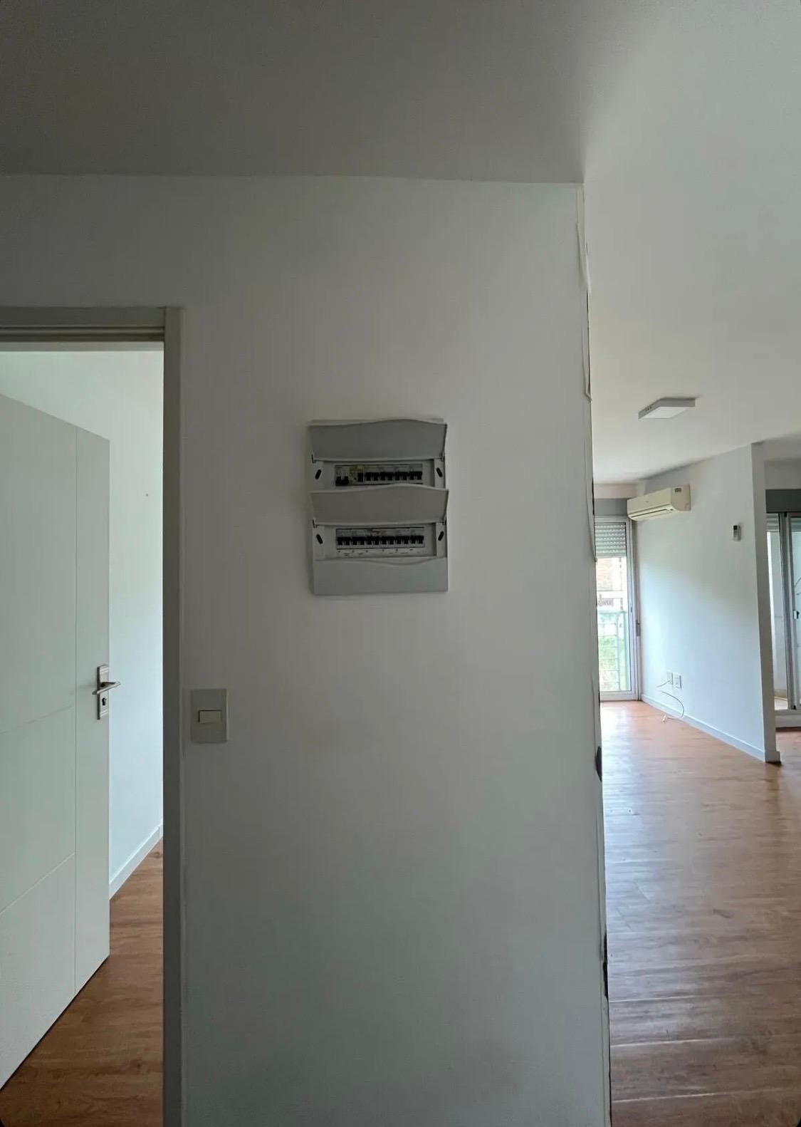 ALQUILER Apartamento De 2 Dormitorios A Metros De La Av. 8 De Octubre. · Foto 12