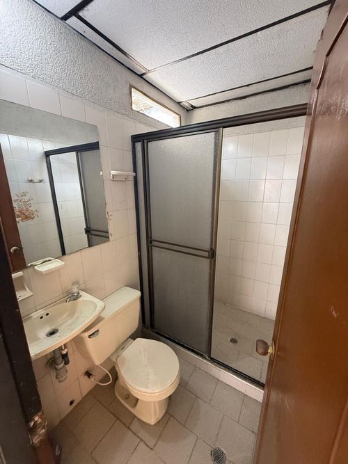 Casa de 8 alcobas en venta en El Guabal, Cali, 462 m² · foto 12 de 24