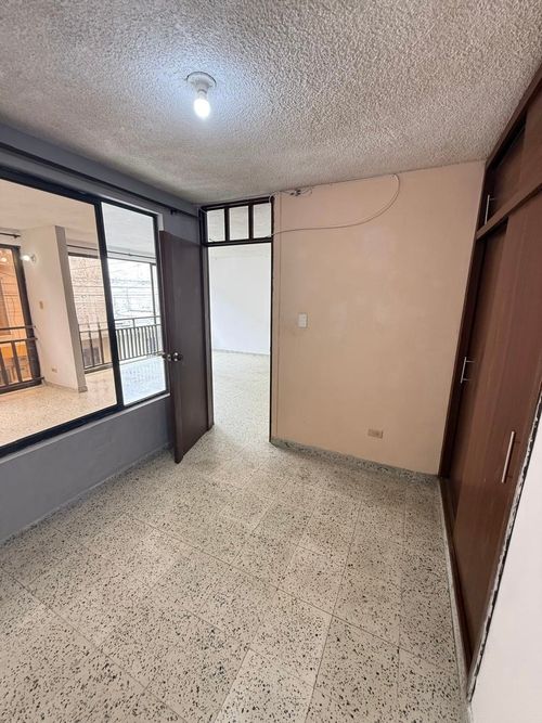 Casa de 8 alcobas en venta en El Guabal, Cali, 462 m² · foto 21 de 24