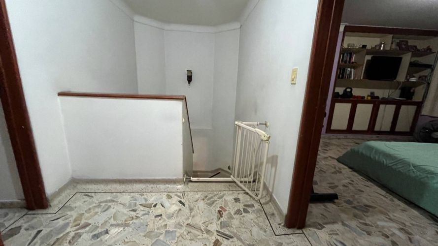 Apartamento de 3 alcobas en venta en Arboledas, Cali, 150 m² · foto 9 de 16