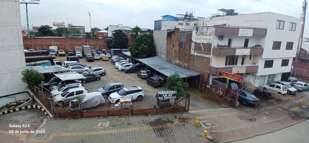 Lote en venta en Panamericano, Cali, 2239 m² · foto 2 de 22
