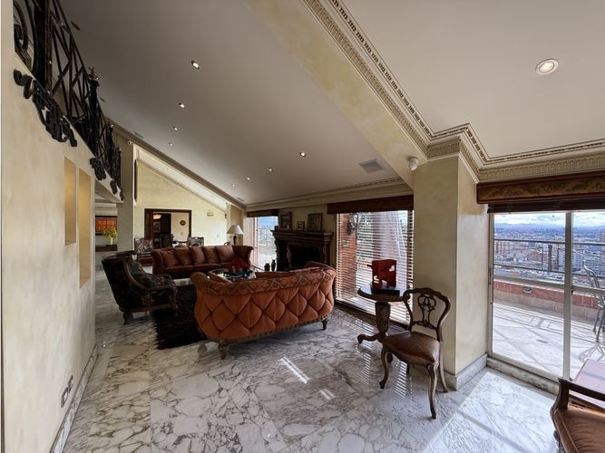 Apartamento de 4 alcobas en venta en Chapinero, Bogotá, 255 m² · foto 7 de 21