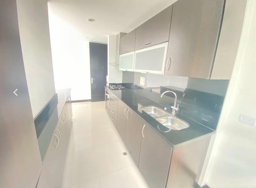 Apartamento en venta en Altos Del Trapiche, Villavicencio · foto 6 de 22