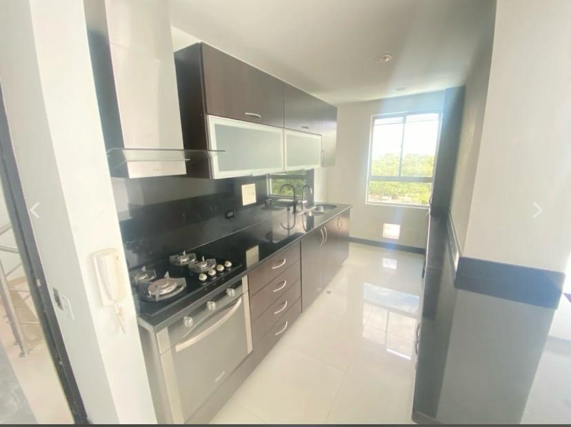 Apartamento en venta en Altos Del Trapiche, Villavicencio · foto 9 de 22