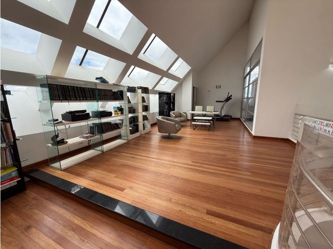 Apartamento de 4 alcobas en venta en Los Rosales, Bogotá, 650 m² · foto 7 de 24