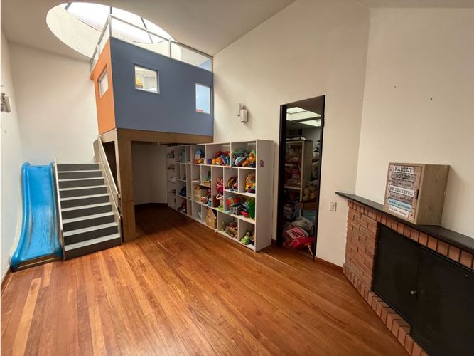 Apartamento de 4 alcobas en venta en Los Rosales, Bogotá, 650 m² · foto 24 de 24