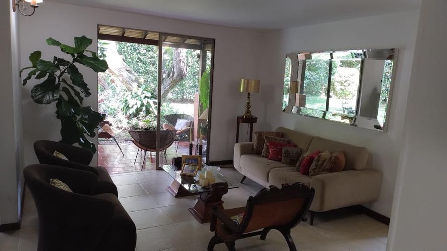 Casa de 5 alcobas en venta en Pance, Cali, 226 m² · foto 5 de 23
